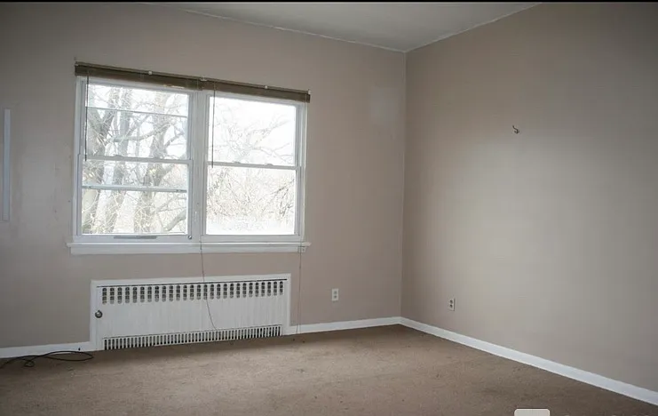 1041 N Webster Ave #2 — Photo 8