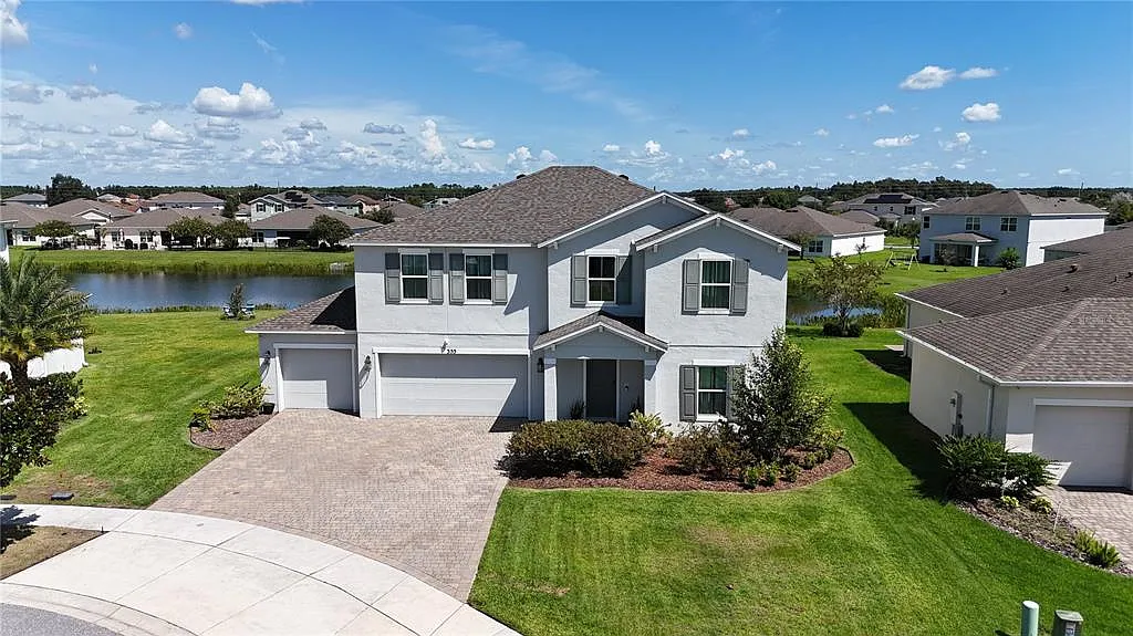 4 bed, 3.0 bath, 2852 sqft, $2,700 — Photo 3