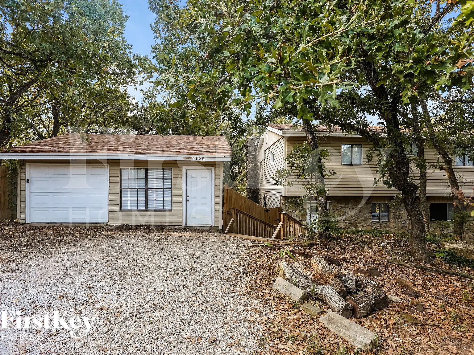 3 bed, 2.5 bath, 1584 sqft, $2,130 — Photo 1