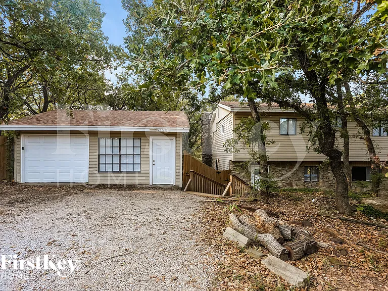 9125 Shawnee Trl — Photo 1