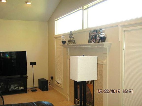 4th image of 2236 Augusta Dr