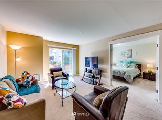 300 High School Rd NE UNIT 223, Bainbridge Island, WA 98110