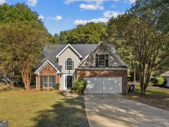 545 Briar Run Ct, Loganville, GA 30052