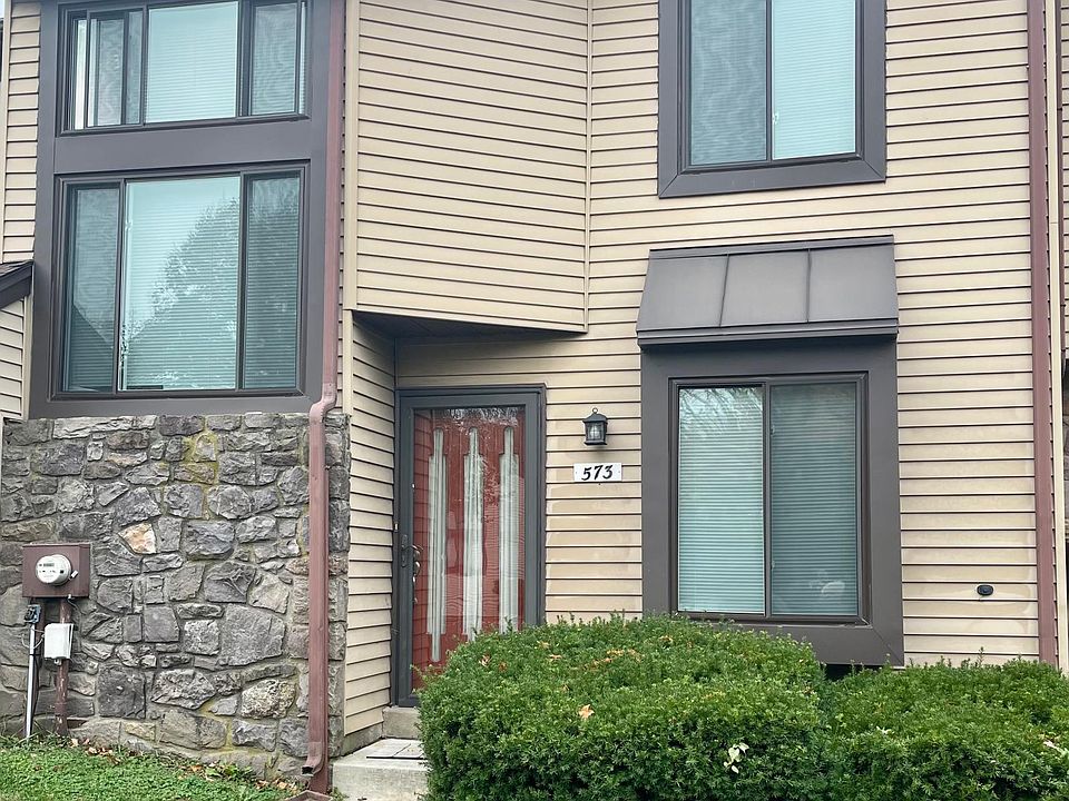 1st image of 573 Atwood Ct