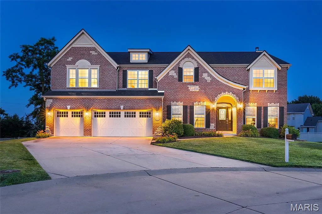 11800 Craig Manor Dr photo 1
