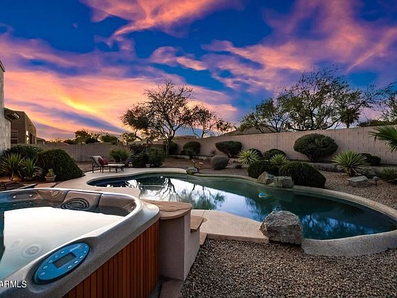 2nd image of 4822 E Cielo Grande Ave