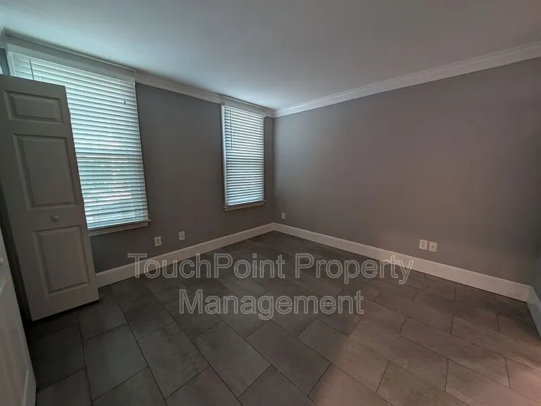 306 S Cedar St #6 — Photo 9