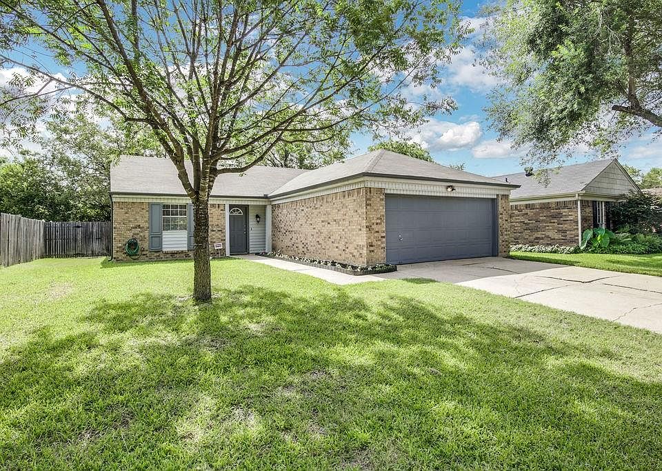 1st image of 7108 Shadow Bend Dr