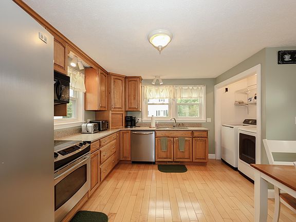 5th image of 3 Tracey Avenue