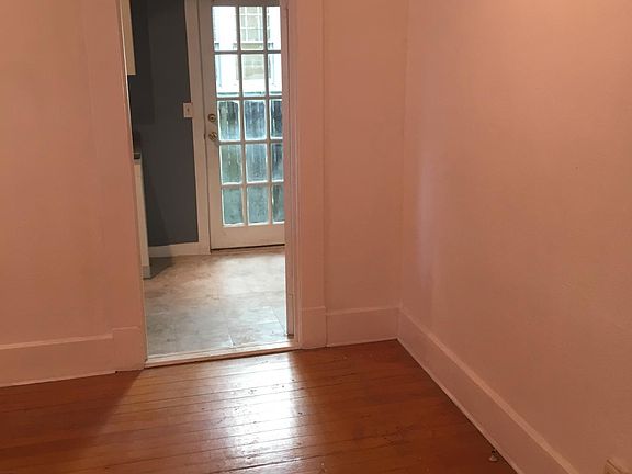 5th image of 351 7th Ave N #1