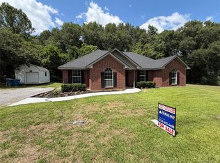 105 E Foggle St, Athens, TX 75751