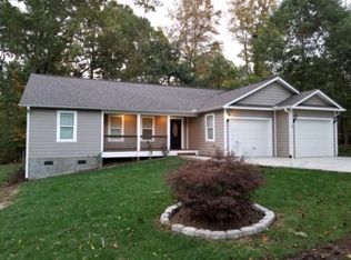 10 Sunny Cove Ln, Candler, NC 28715