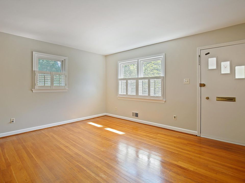 1st image of 1204 Newton St