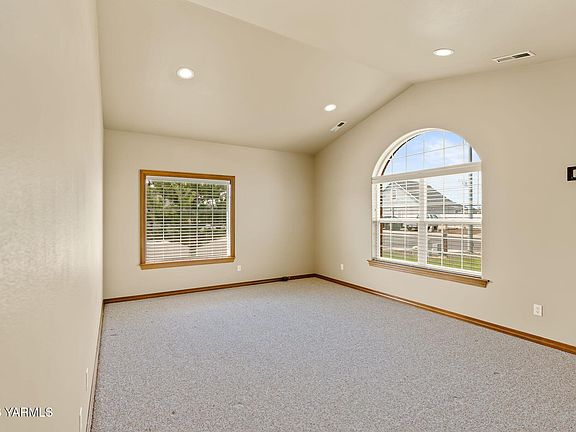4th image of 1009 S 91st Ave