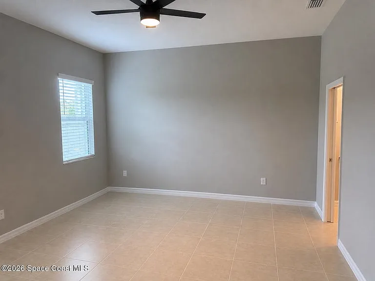 3010 Avalonia Dr — Photo 22