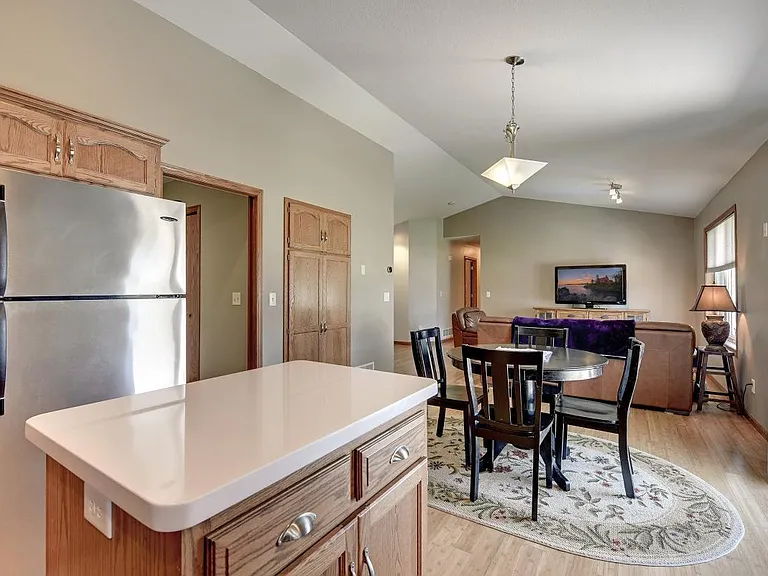 1187 Blackhawk Dr SW — Photo 18