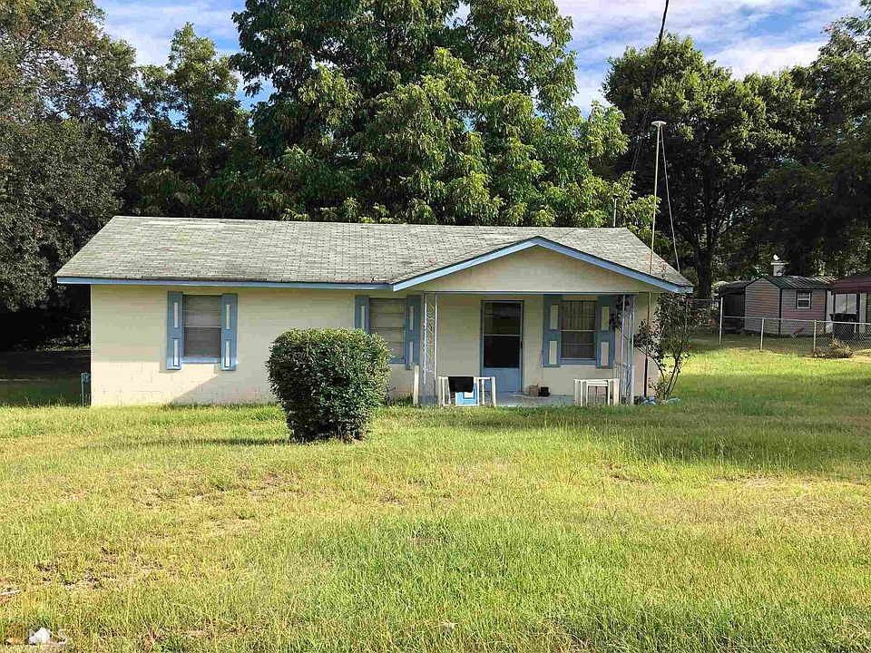 1st image of 839 Hagan Cir