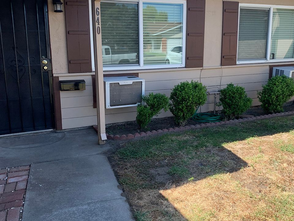 1st image of 640 Meadowlark Ln