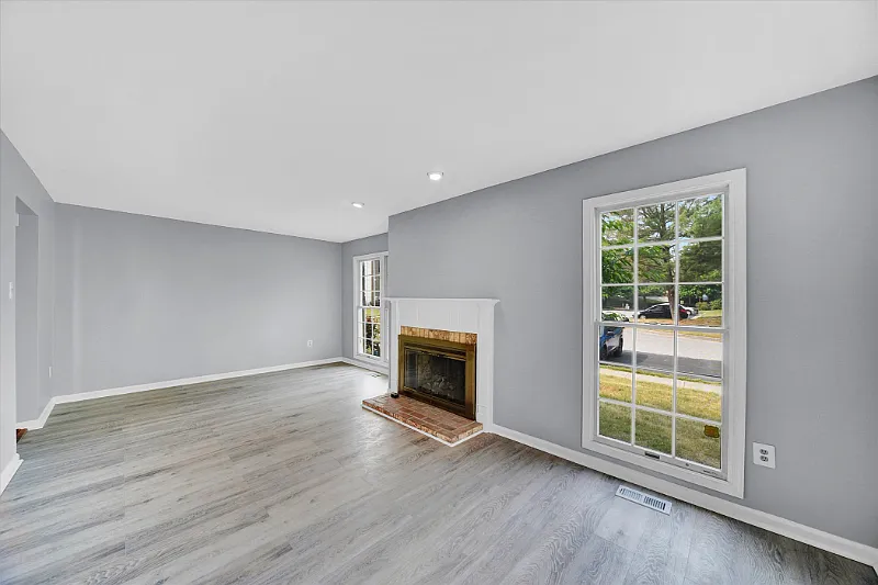 4 bed, 3.5 bath, 1572 sqft, $3,600 — Photo 4