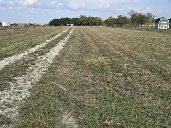 201-930 Park St, Taylor, TX 76574