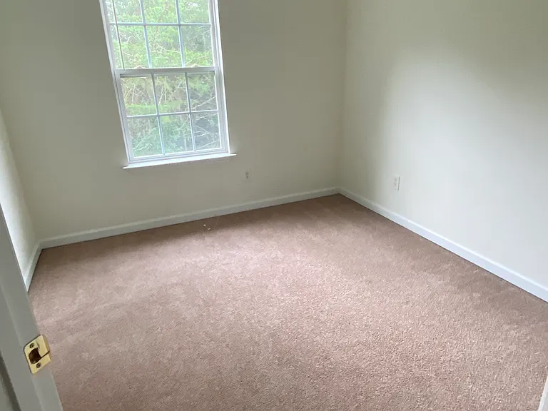 2356 Grovers Mill Ct SE — Photo 5