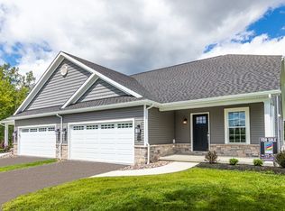 650 N Ellicott Creek Rd UNIT B, Buffalo, NY 14228