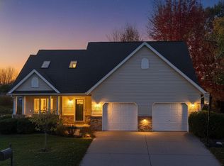 1113 Pine St, Onalaska, WI 54650