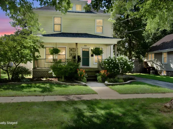 826 Roscoe Ave, South Beloit, IL 61080