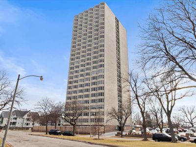 2525 South Shore DRIVE UNIT 2F, Milwaukee, WI, 53207