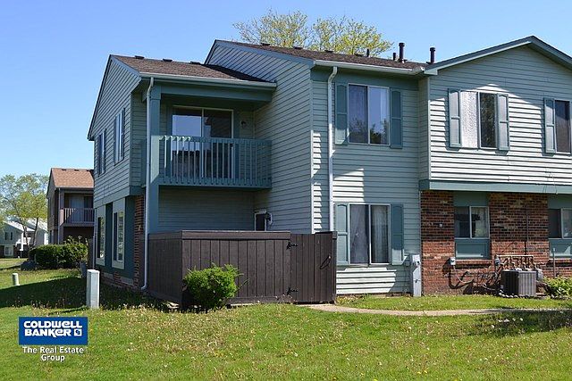 1st image of 18 Fernwood Dr #D