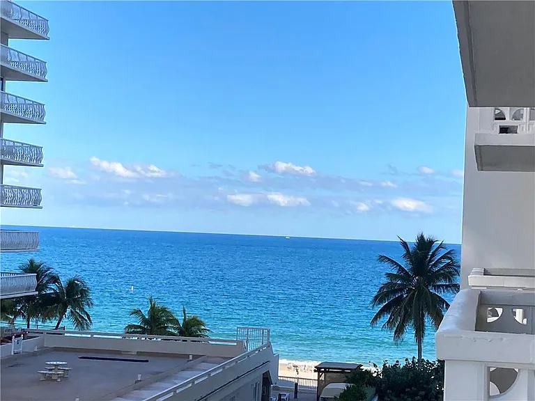 4010 N Galt Ocean Dr #414 — Photo 1