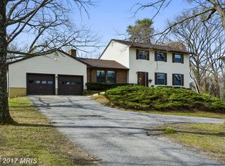 960 Arundel Dr, Arnold, MD