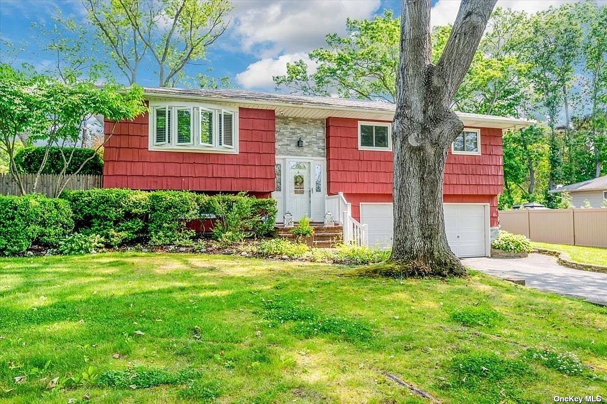 15 Terrace Drive, Huntington Station, NY 11746 Zillow