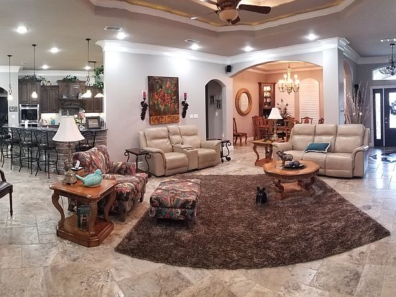5th image of 4 Maravilla Cir