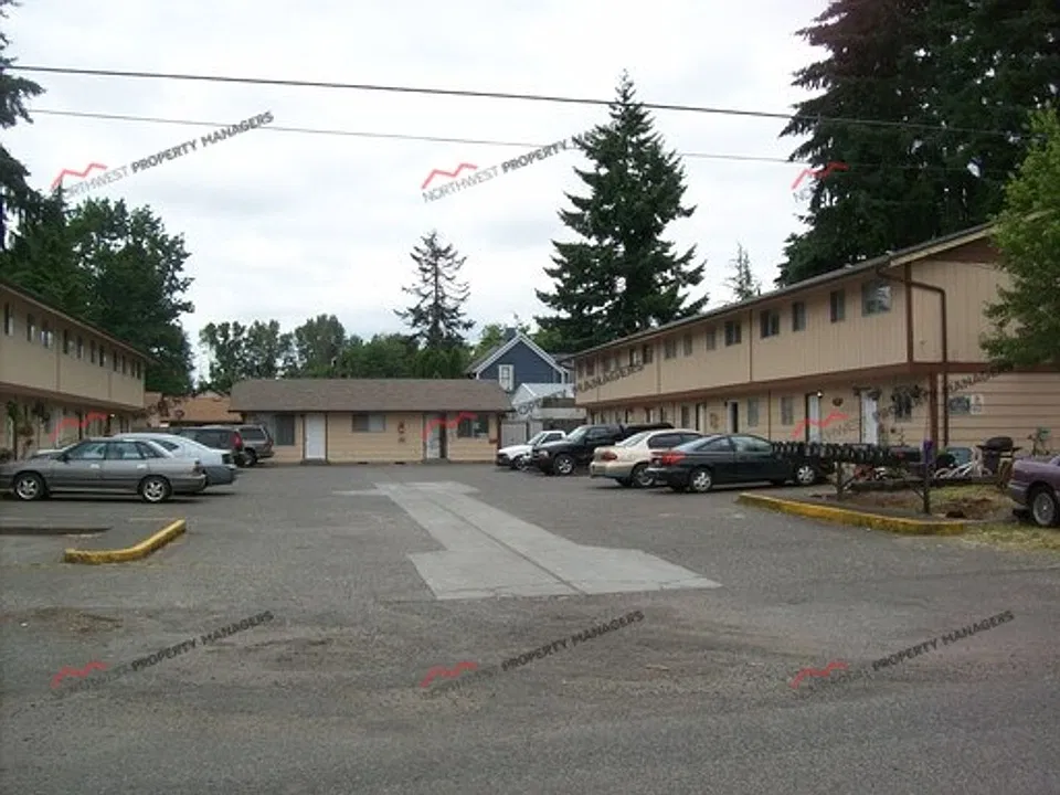 1505 Lewis St #1-16
