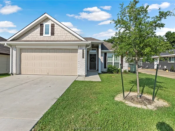 3729 McKenzie St, Bryan, TX 77803