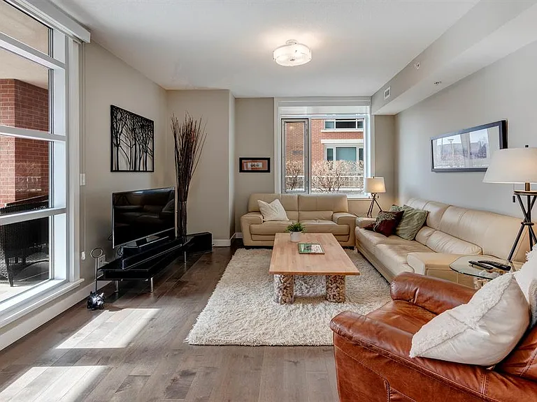32 Varsity Estates Cir NW #102 — Photo 9