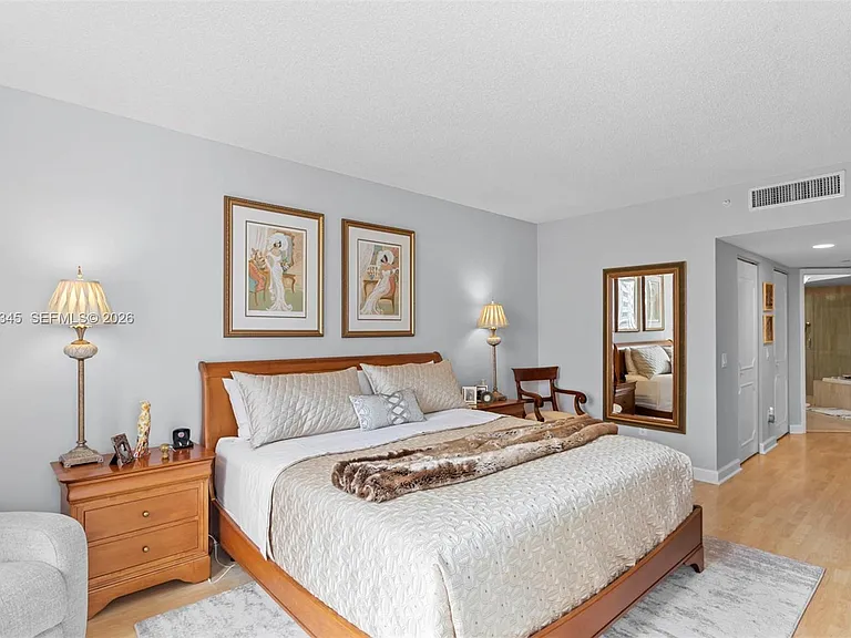21205 Yacht Club Dr #2403 — Photo 17