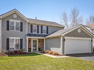 640 Cypress Bridge Rd, Lake Zurich, IL 60047