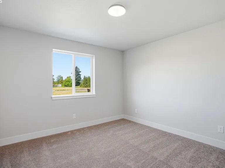 814 SE 34th Cir — Photo 33