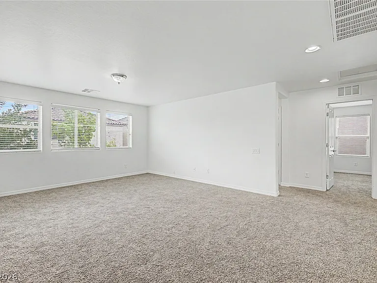 2608 Romarin Ter — Photo 15