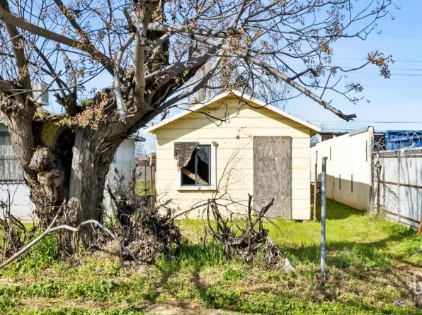 1011 G St, Wasco, CA 93280