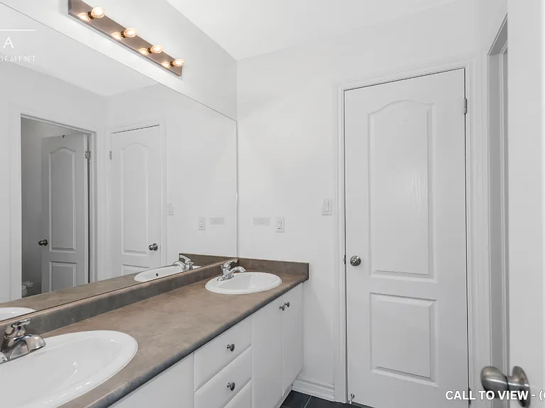 1252 Peelar Cres — Photo 29