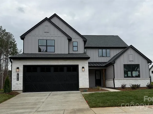 14016 Roosevelt Grove Dr, Huntersville, NC 28078