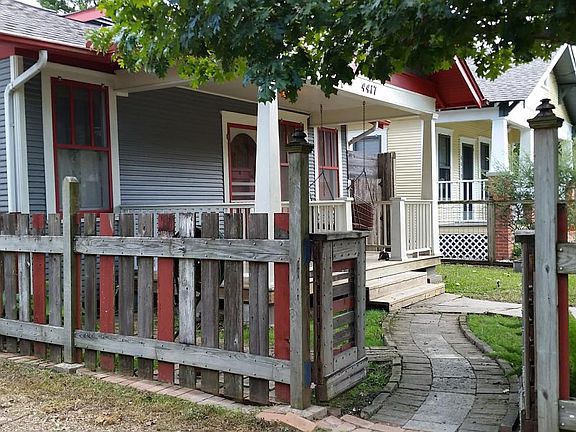 3rd image of 4417 Blossom St