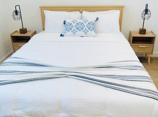 1707 Brockton Ave #14, Los Angeles, CA 90025