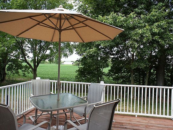 Deck w/ Private View