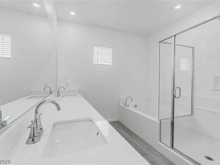 3380 Sunlight Grove Ln — Photo 18