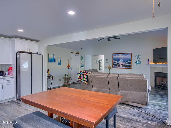 4th image of 1752 Chadwick Shores Drive
