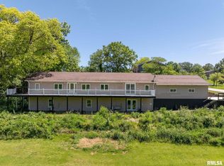 6401 95th Avenue Ct W, Taylor Ridge, IL 61284